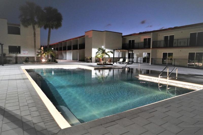 Hawthorn Suites By Wyndham Kissimmee Gateway Exteriör bild