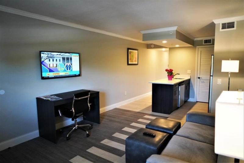 Hawthorn Suites By Wyndham Kissimmee Gateway Exteriör bild