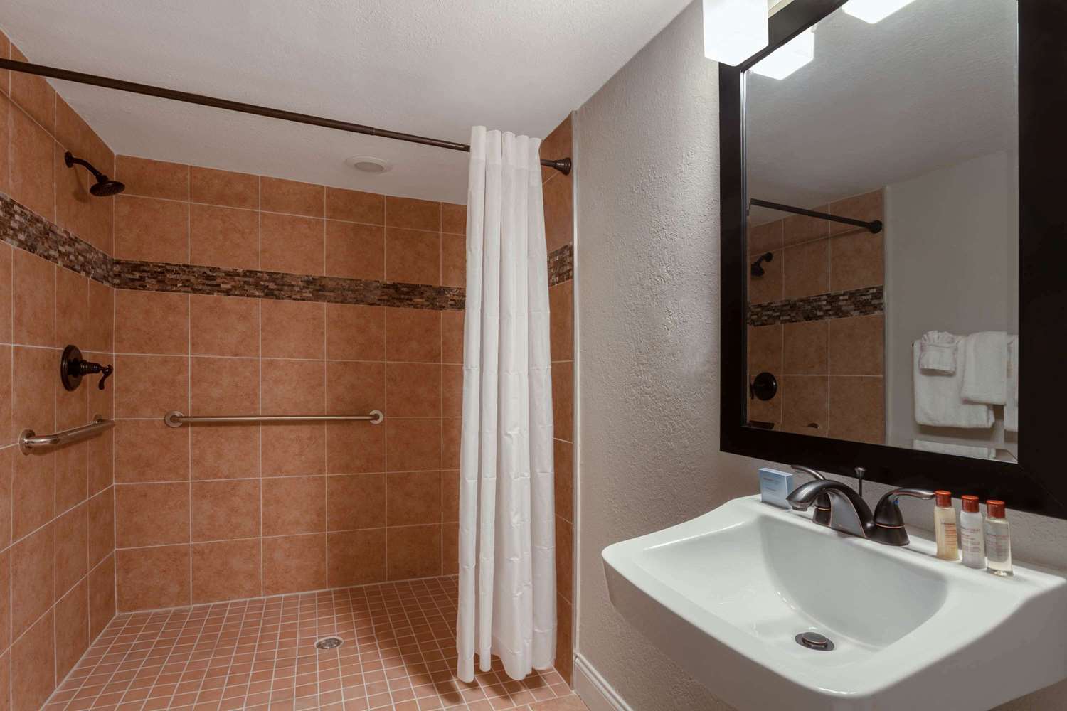 Hawthorn Suites By Wyndham Kissimmee Gateway Exteriör bild